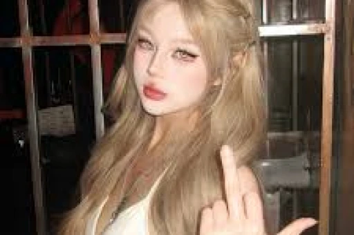 刘大锤否认爆料侯明昊卢昱晓疑似恋爱